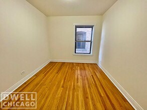 2653 N Spaulding Ave, Unit 2649-2E in Chicago, IL - Building Photo - Building Photo