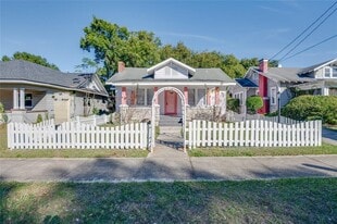 427 E Washington Ave in Eustis, FL - Building Photo