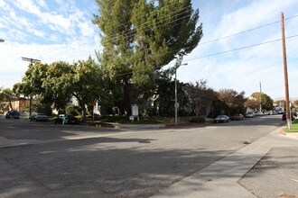 Canoga Pointe in Canoga Park, CA - Building Photo - Building Photo