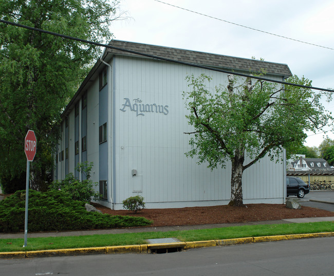 The Aquarius Apartments in Corvallis, OR - Building Photo - Building Photo