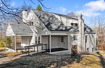 807 Shamrock Rd in Asheboro, NC - Building Photo - Building Photo