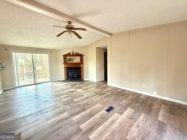 110 Little River Dr in Eatonton, GA - Building Photo - Building Photo