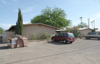 4350 E Fairmount St in Tucson, AZ - Building Photo - Building Photo