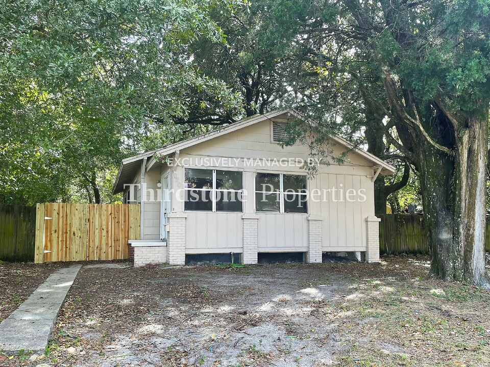 920 Alderside St in Jacksonville, FL - Building Photo