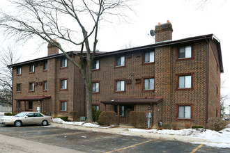 1543 E Winslowe Dr in Palatine, IL - Foto de edificio - Building Photo