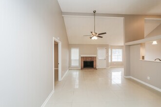 9407 Garden Woods Dr in Memphis, TN - Building Photo - Building Photo