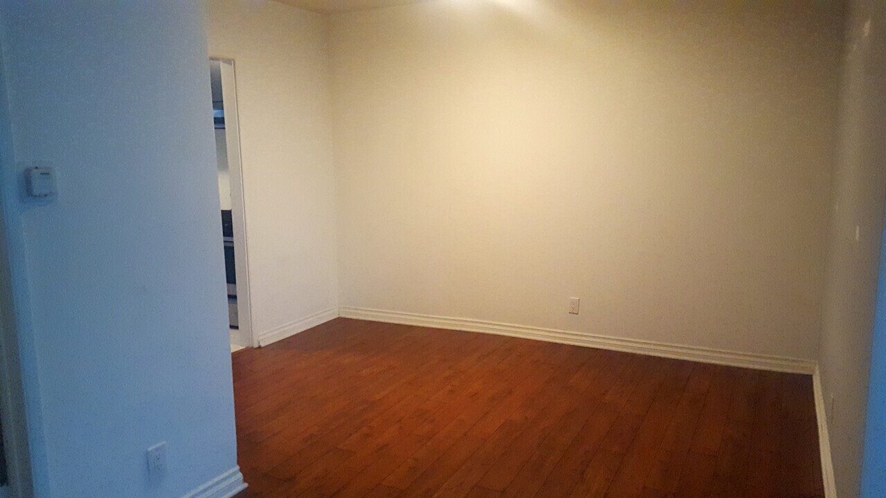 13514 Rye St in Los Angeles, CA - Building Photo