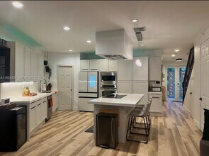 407 SW 5th St in Fort Lauderdale, FL - Building Photo - Building Photo