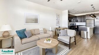 5200 White Settlement Rd in Fort Worth, TX - Building Photo