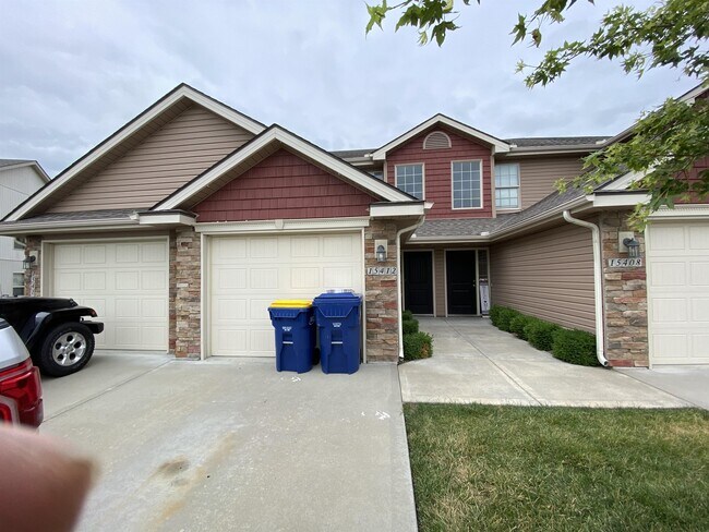 property at 15414 NW 124th St