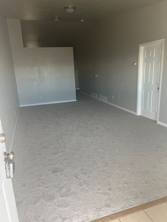 7370 Kearney St in Commerce City, CO - Building Photo - Building Photo