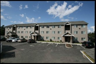 Rosewood Apartments in Veradale, WA - Foto de edificio - Building Photo