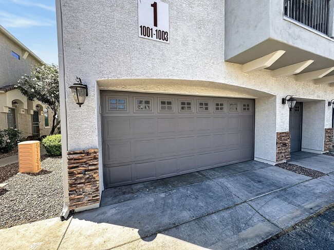 2150 E Bell Rd in Phoenix, AZ - Building Photo - Building Photo