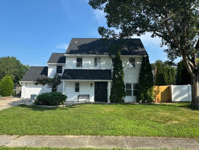 property at 1 Maplewood Ct