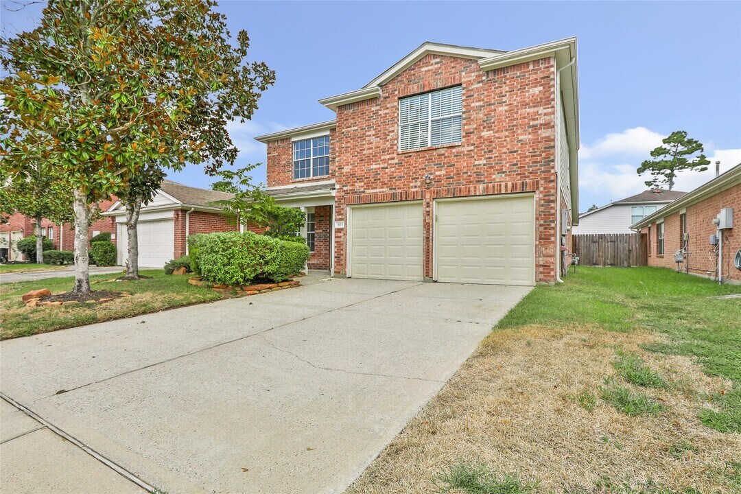 671 Cypresswood Trce in Spring, TX - Building Photo