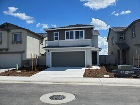 2057 Shady Tree Cir in Roseville, CA - Building Photo