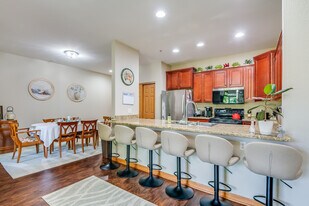 625 Shepherd Ct in Brookfield, WI - Building Photo