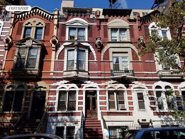 127 W 78th St