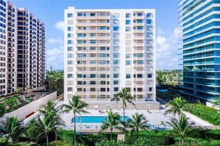 10185 Collins Ave, Unit 1016 in Bal Harbour, FL - Building Photo