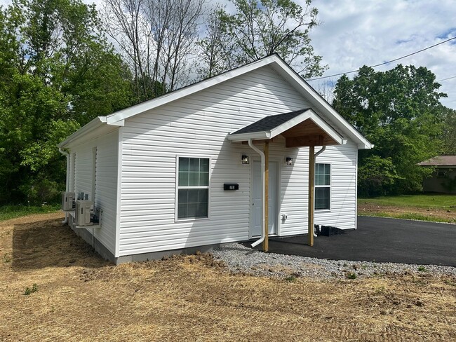 property at 713 Pine St