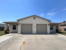 108 Lowes Blvd in Killeen, TX - Building Photo