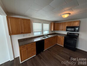 94 Sumner Ave NW in Concord, NC - Building Photo - Building Photo