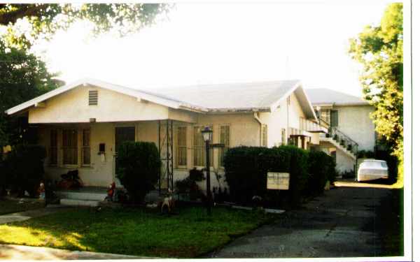 1112 E Harvard St in Glendale, CA - Building Photo - Building Photo