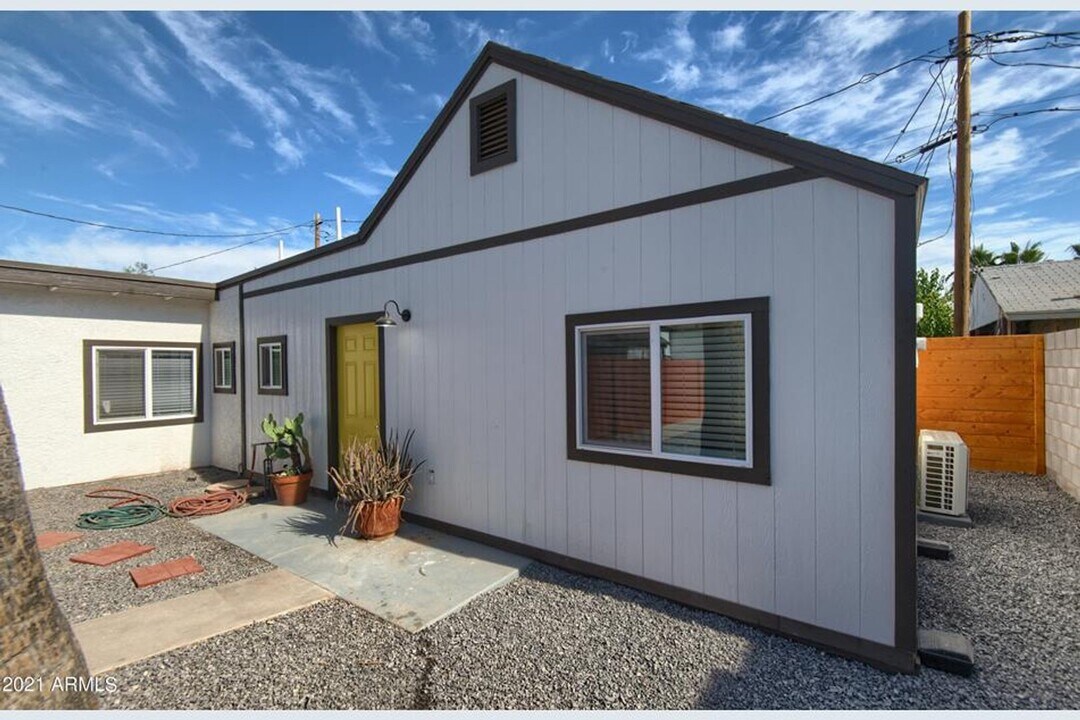 908 E Pasadena Ave in Phoenix, AZ - Building Photo