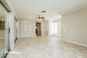 1802 Ridgecrest St in Lehigh Acres, FL - Building Photo - Building Photo