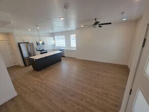5490 Cup Ct in West Valley City, UT - Building Photo - Building Photo