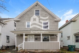 593 Emerson St in Rochester, NY - Building Photo