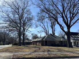 3659 Highland Park Pl in Memphis, TN - Building Photo