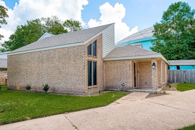 property at 1623 Cherry Ridge Dr