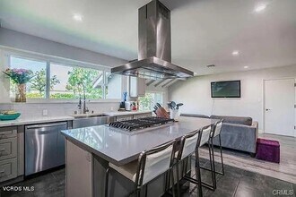 6656 Columbus Ave in Los Angeles, CA - Building Photo - Building Photo
