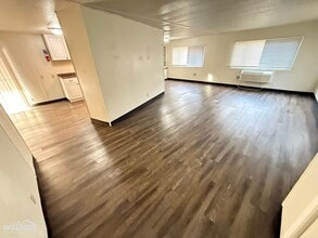 3902 McLean Dr in Yakima, WA - Building Photo - Building Photo