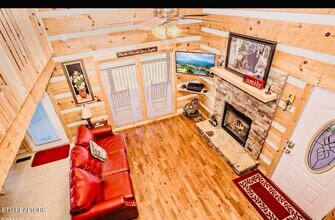 3510 Twin City Way in Pigeon Forge, TN - Building Photo - Building Photo