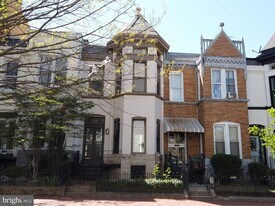 604 9th St NE in Washington, DC - Building Photo