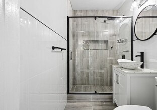 5647 Lincoln St in Hollywood, FL - Building Photo - Building Photo