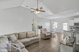 56 Avondale Dr NE in Ludowici, GA - Building Photo - Building Photo