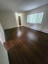 7455 N Ridge Blvd in Chicago, IL - Building Photo - Building Photo