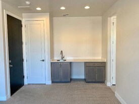 983 Jonathon Dr in Washington, UT - Building Photo