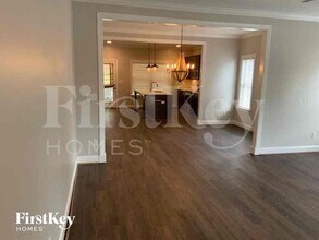 321 Rock Dr in Gardendale, AL - Building Photo - Building Photo