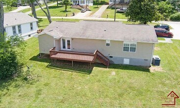 1427 Lantana Ln NW in Knoxville, TN - Foto de edificio - Building Photo