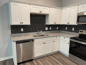 2111 Gln Xing Dr in Durham, NC - Building Photo - Building Photo