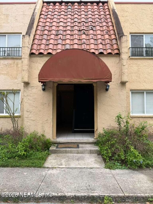 property at 3864 La Mirada Dr N