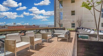 360 W 200 S in Salt Lake City, UT - Building Photo - Building Photo