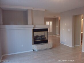 7560 Mission Palm St in Las Vegas, NV - Building Photo - Building Photo