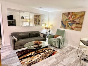 11850 Sunrise Valley Dr, Unit SI ID1473429P in Reston, VA - Foto de edificio - Building Photo