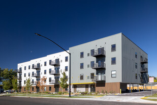 The Betty Apartments in Boise, ID - Foto de edificio - Building Photo