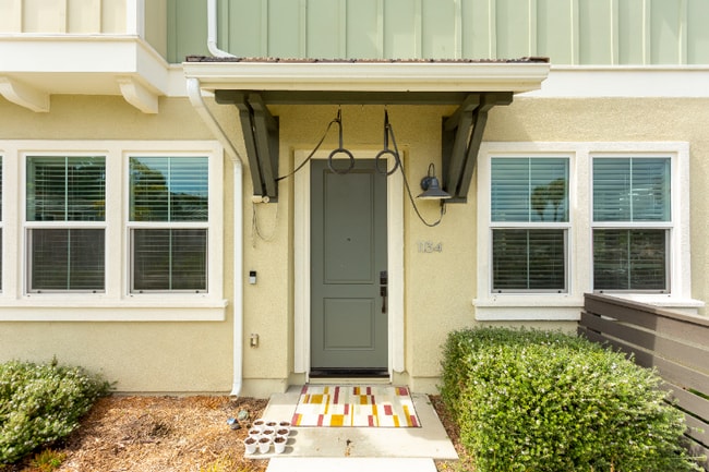 1134 Sea Glass Way in Oceanside, CA - Foto de edificio - Building Photo